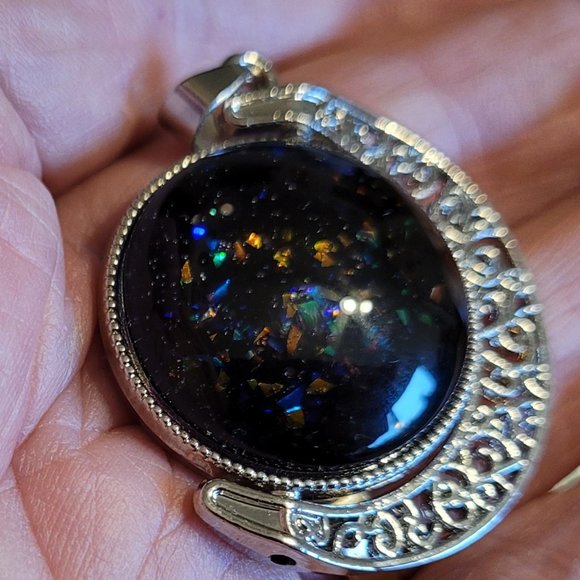 Necklace Pendant - Picture 15 of 17